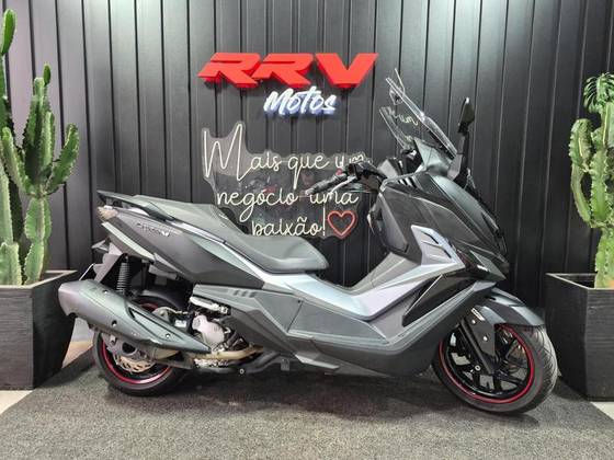 DAFRA CRUISYM 300 DAFRA CRUISYM 300